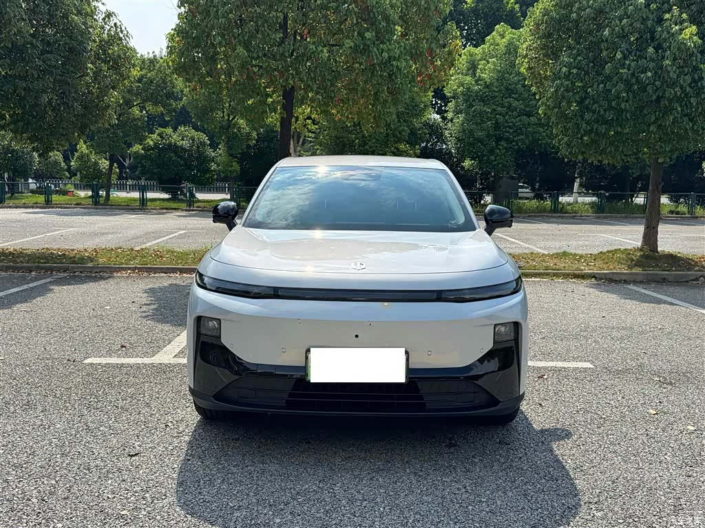 Leapmotor B10, 2025 9
