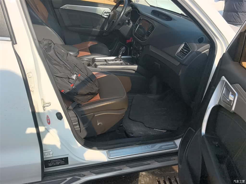 Geely X6, 2017 25