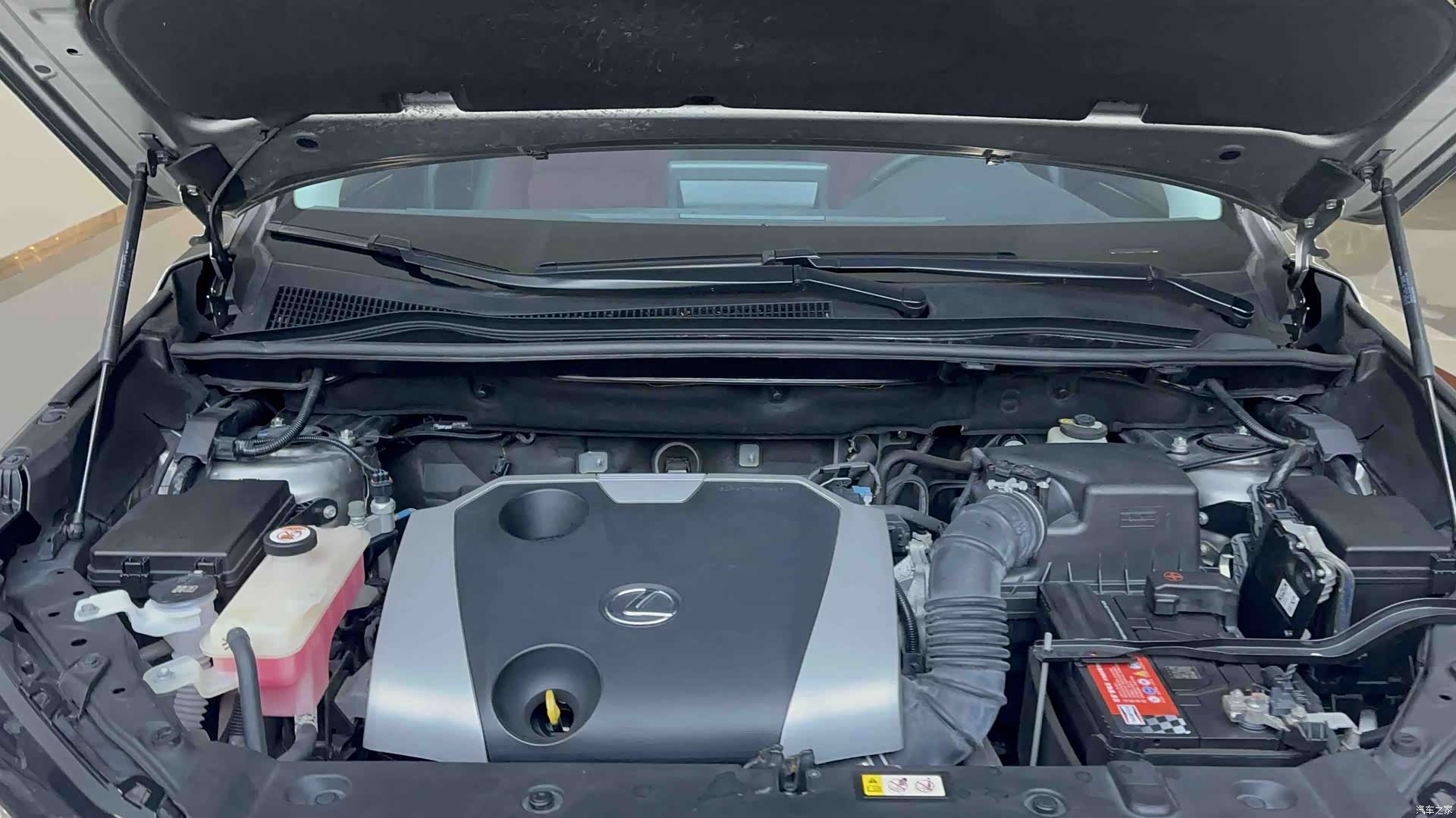 Lexus NX, 2020 18