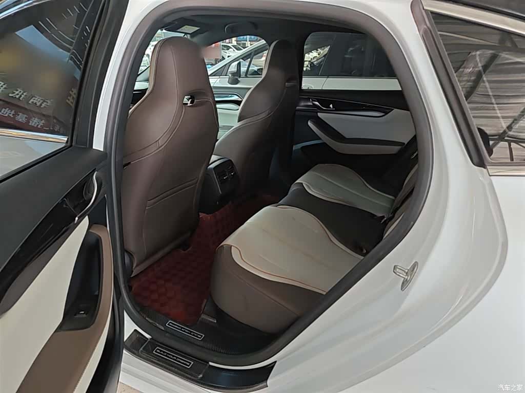 BYD Qin, 2023 17