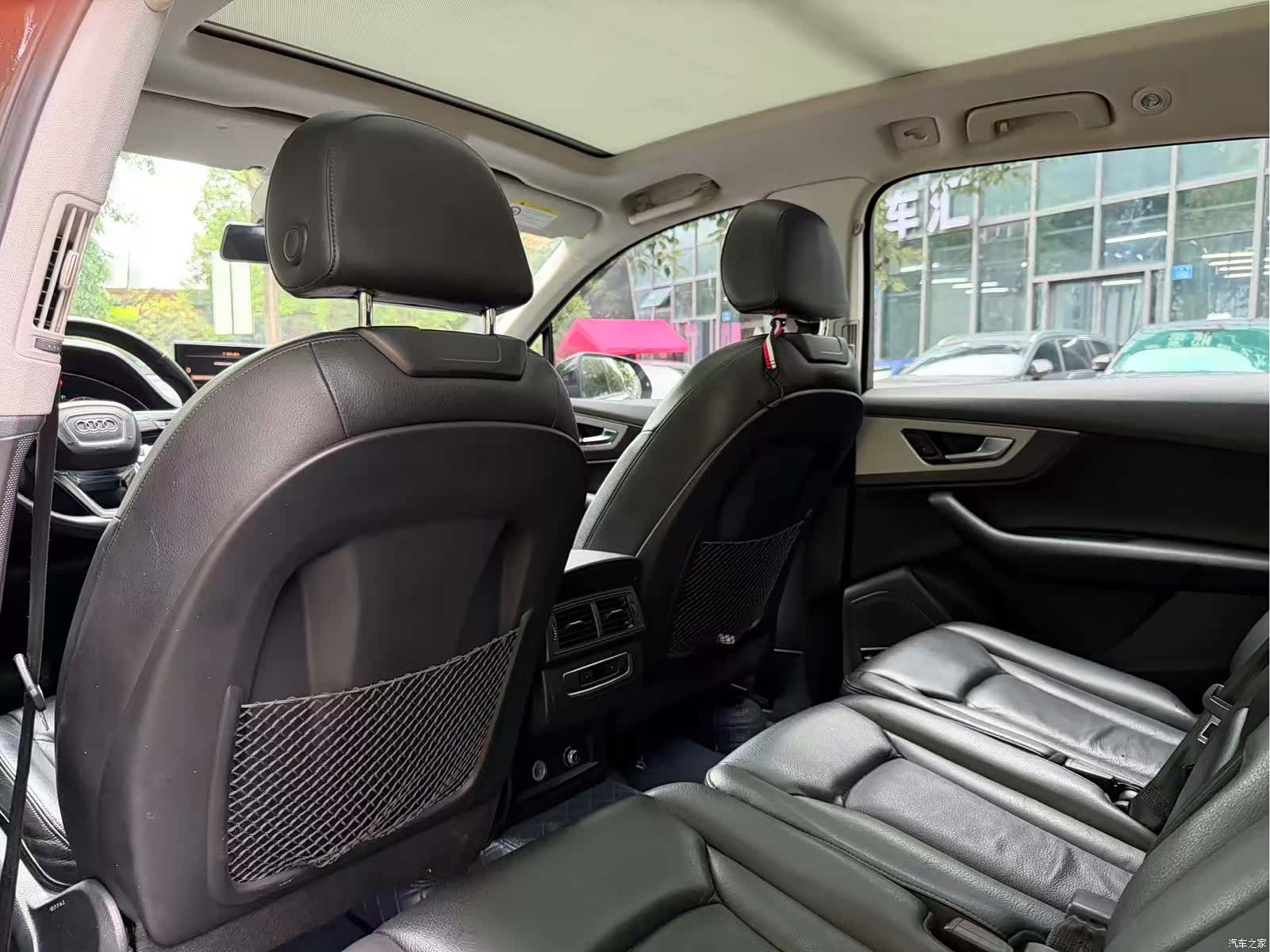 Audi Q7, 2019 9