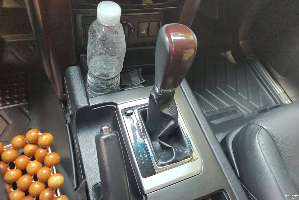 Toyota Prado, 2015 16