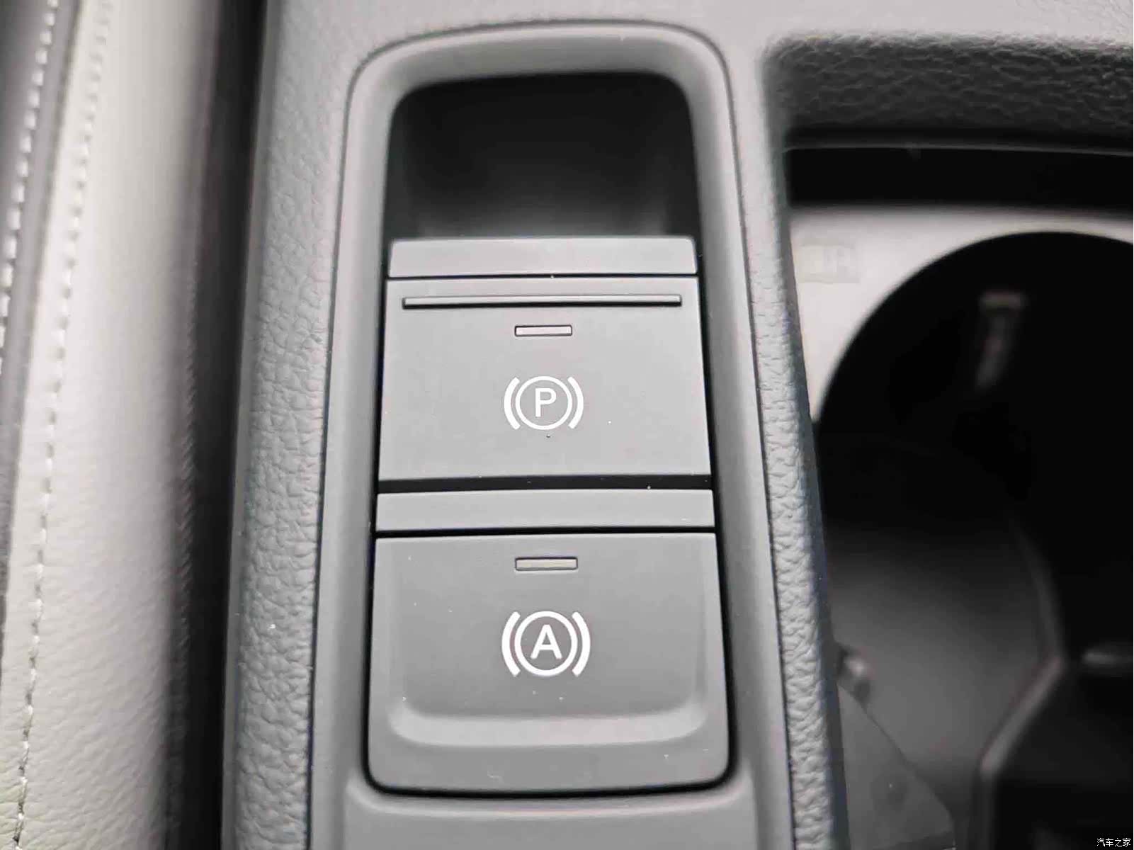 Audi Q3, 2022 17