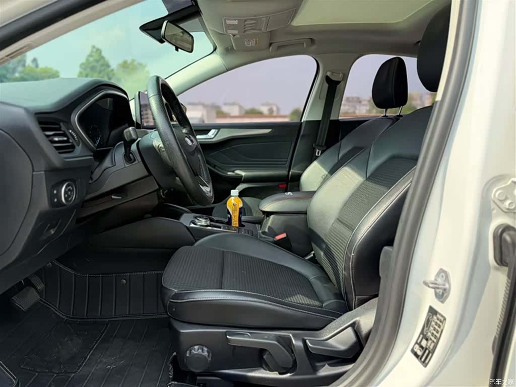 Ford Focus, 2020 9