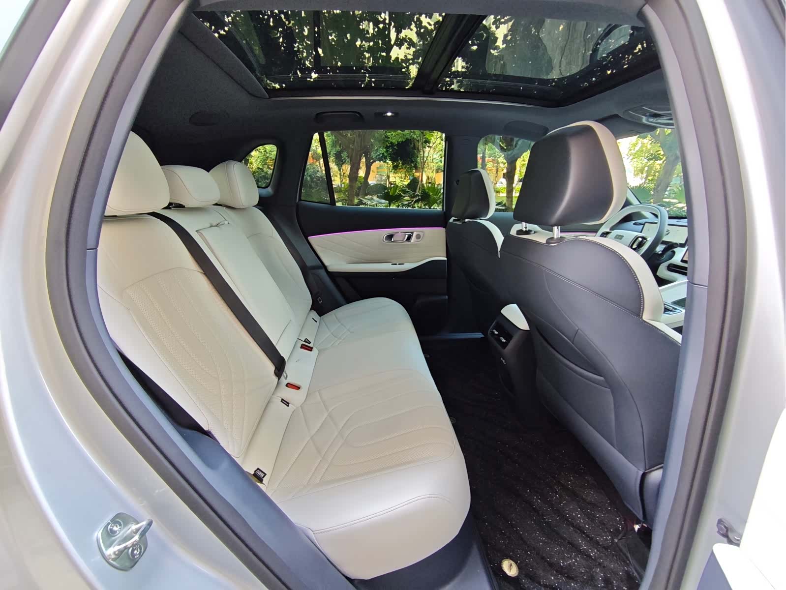 Geely 7, 2025 8