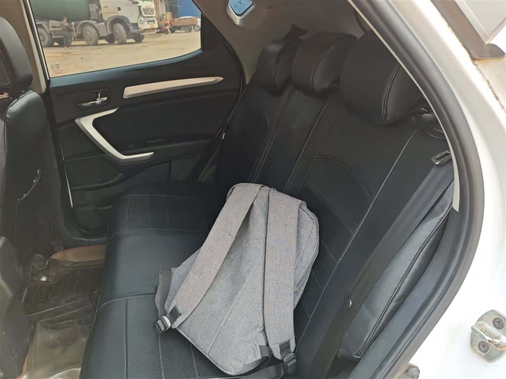 JAC S3, 2015 17
