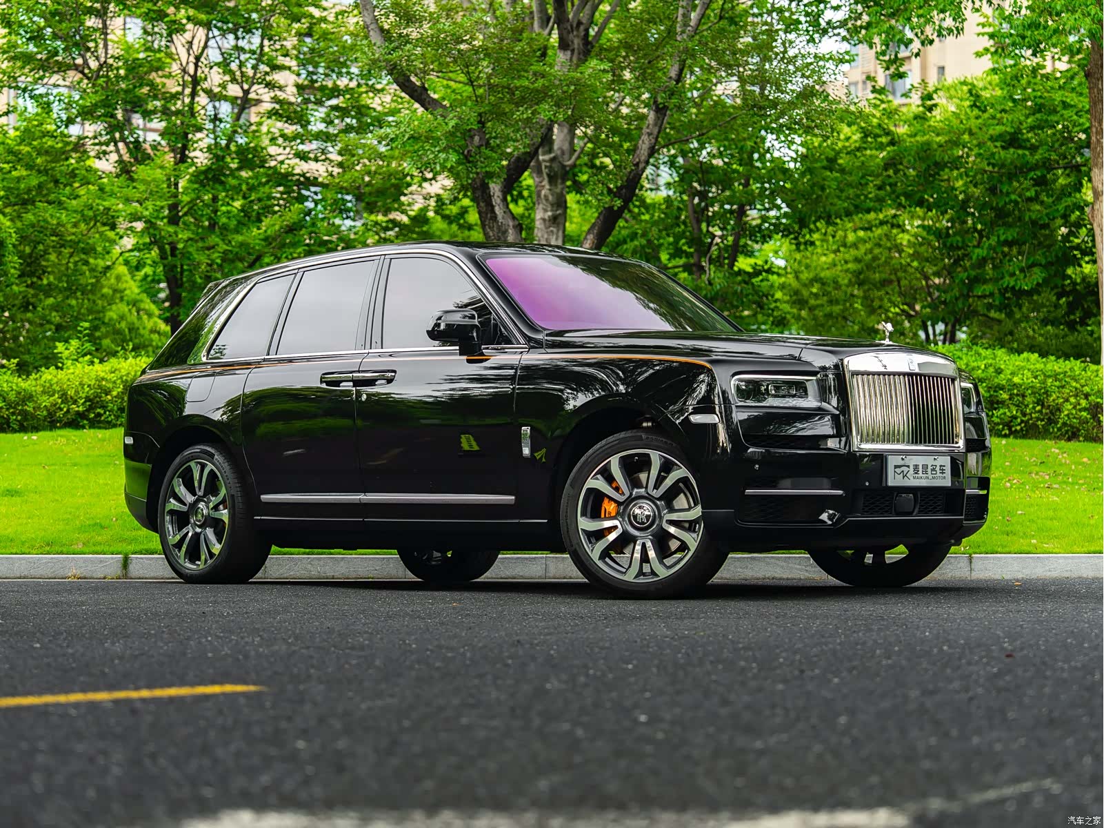 Rolls-Royce Cullinan, 2023 3