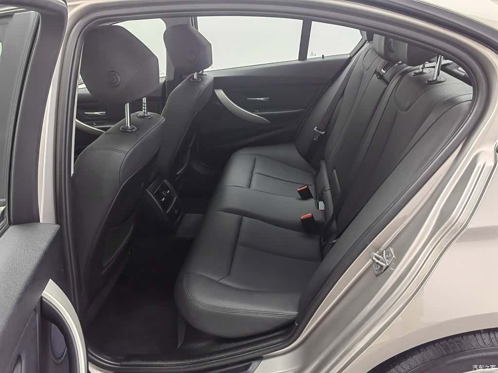 BMW 3 Series, 2016 15