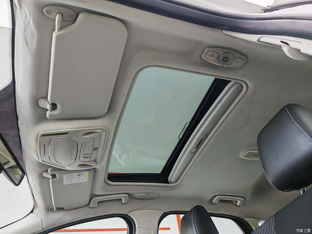 Ford Focus, 2014 14