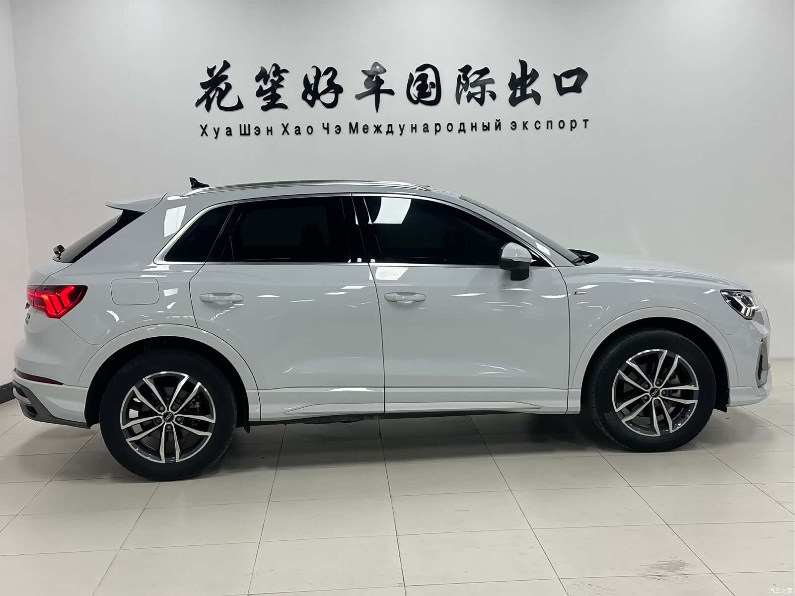 Audi Q3, 2022 4