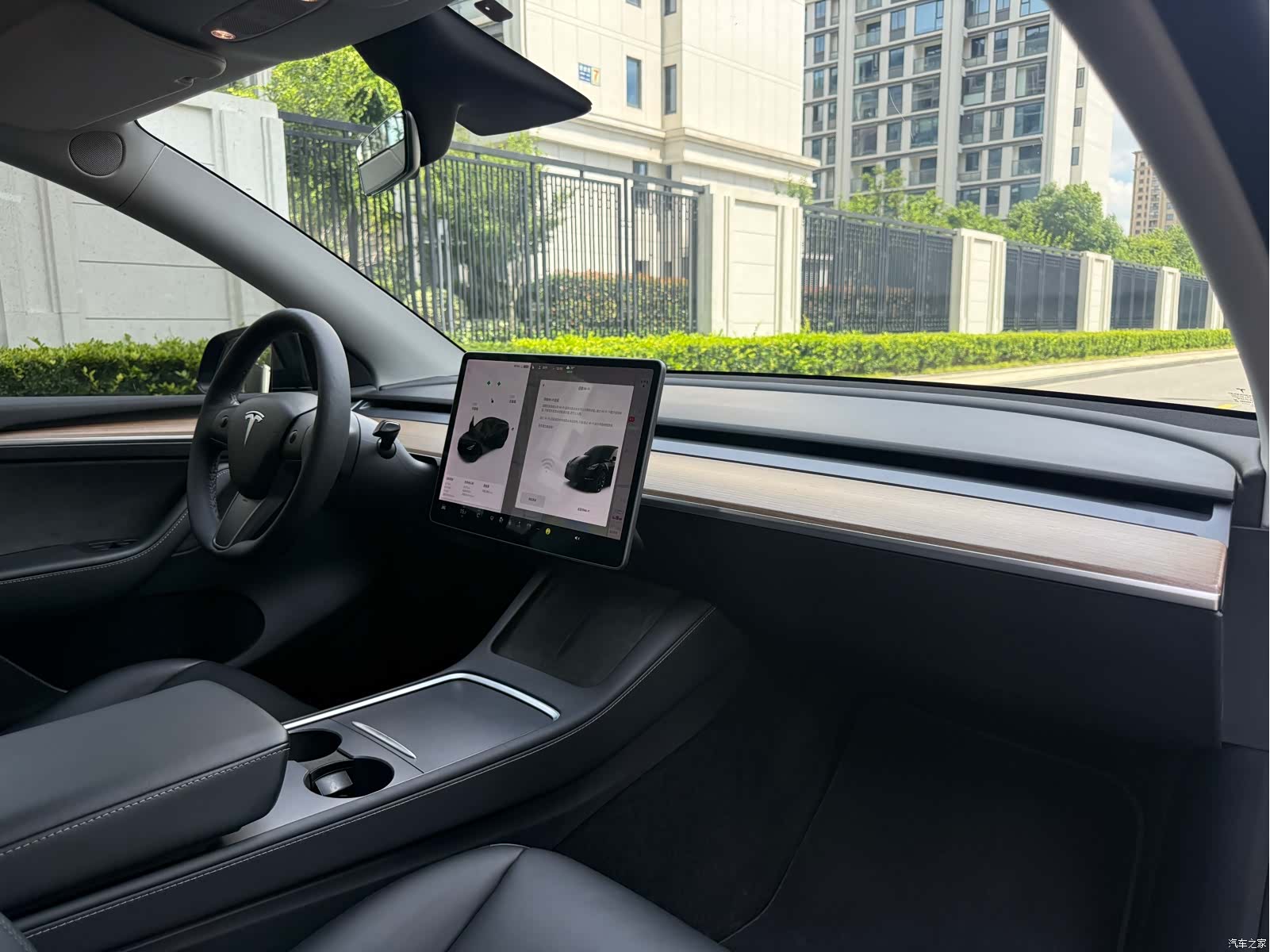 Tesla Model Y, 2021 16
