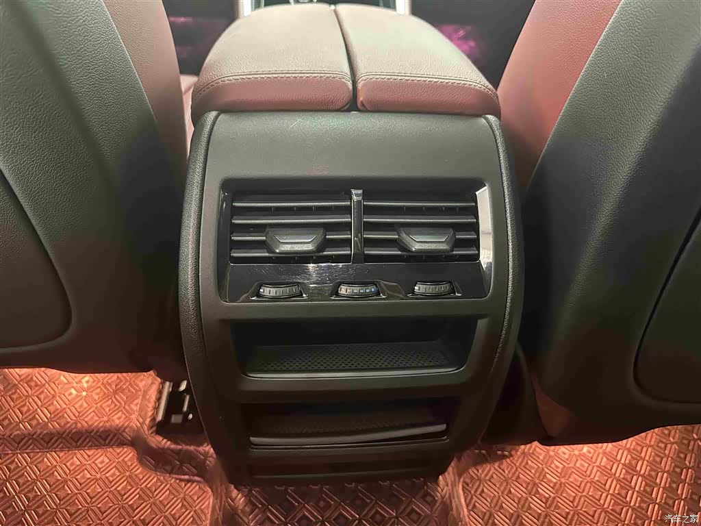 BMW X6, 2021 12
