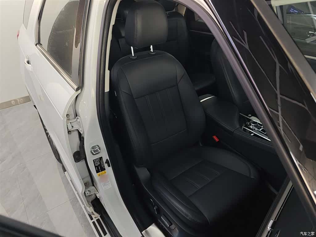 Changan CS95, 2020 25