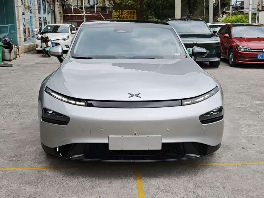 XPeng P7 2022, фото 3