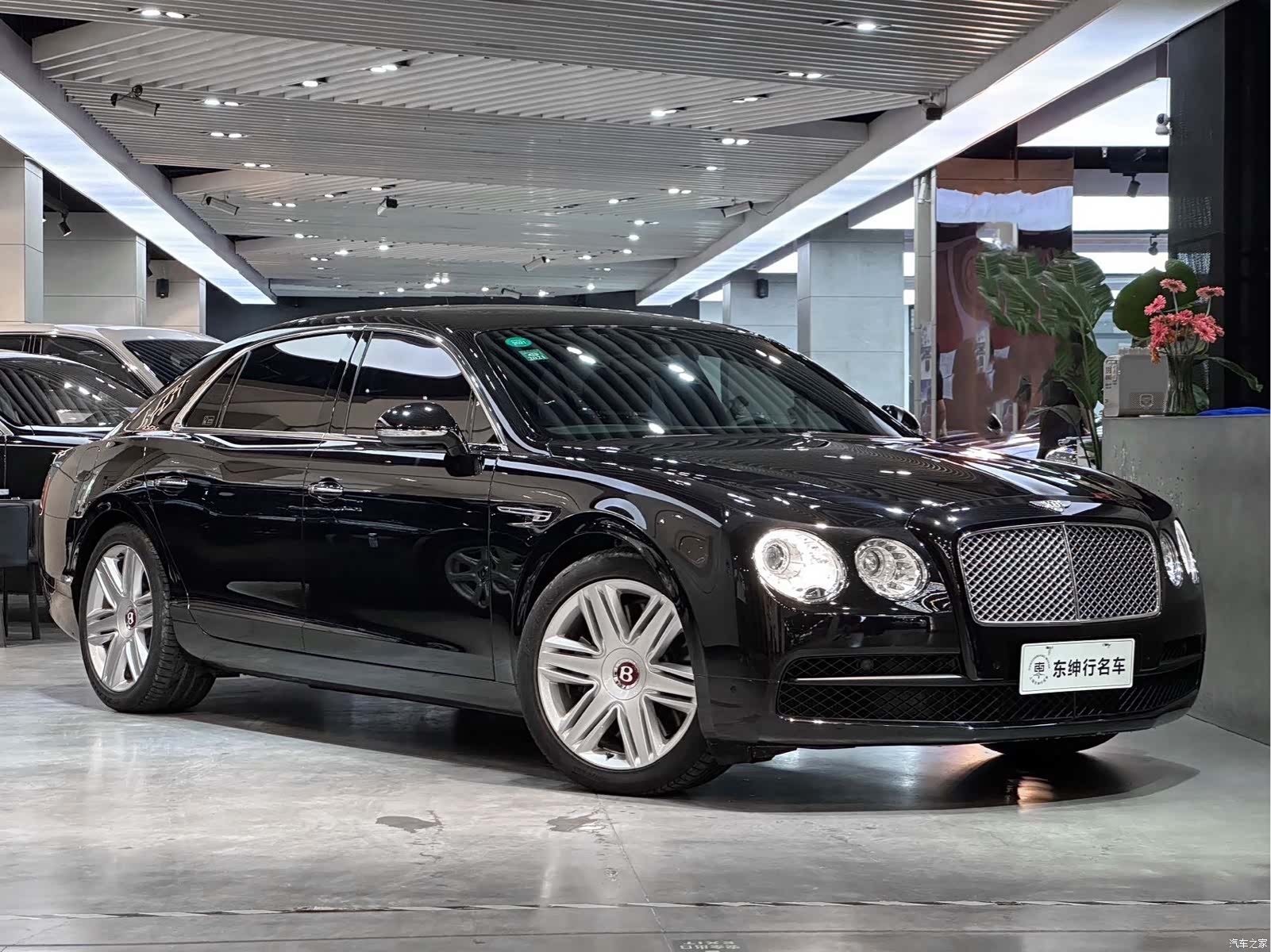Bentley Flying Spur, 2019 3