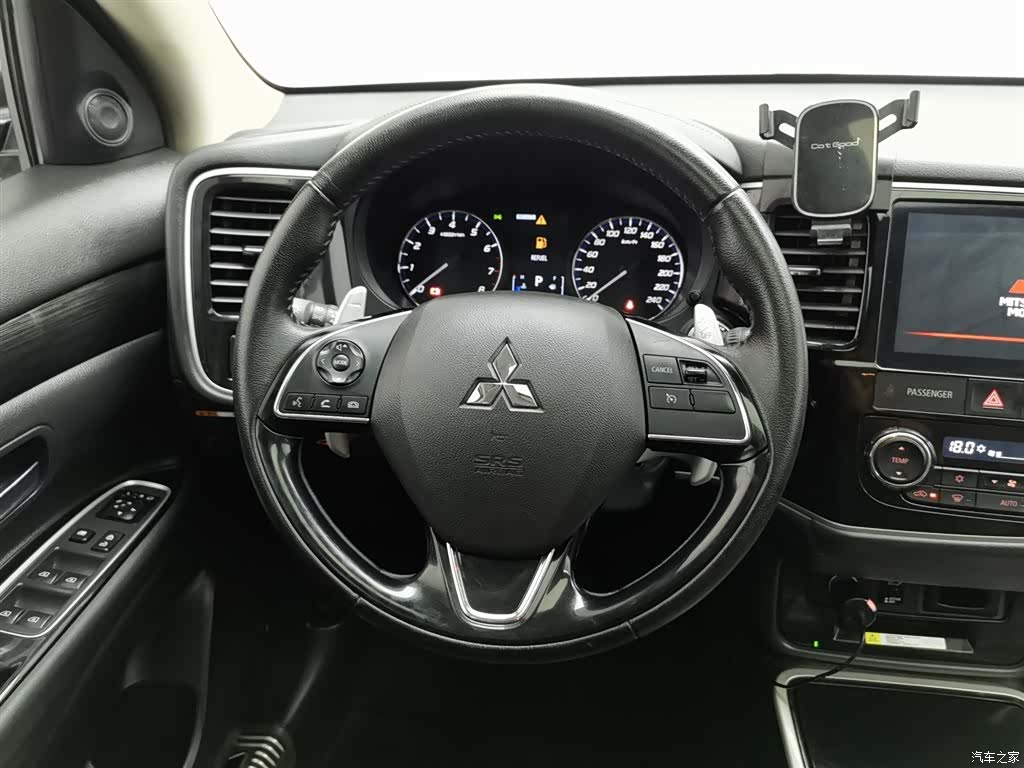 Mitsubishi Outlander, 2021 11