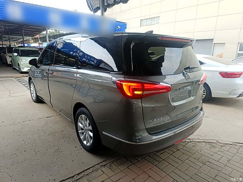 Buick GL8, 2018 все фото