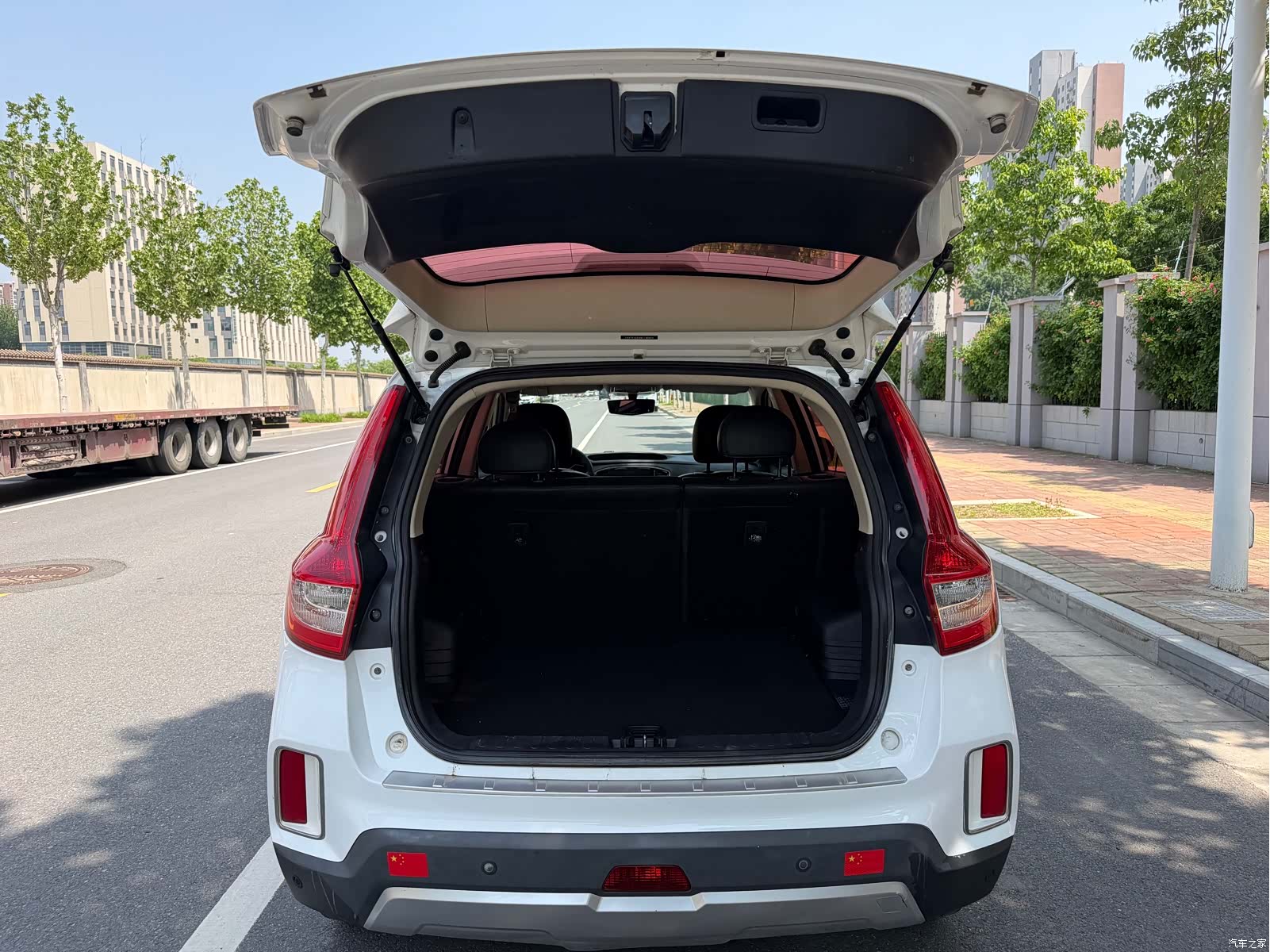 Geely X6, 2018 19