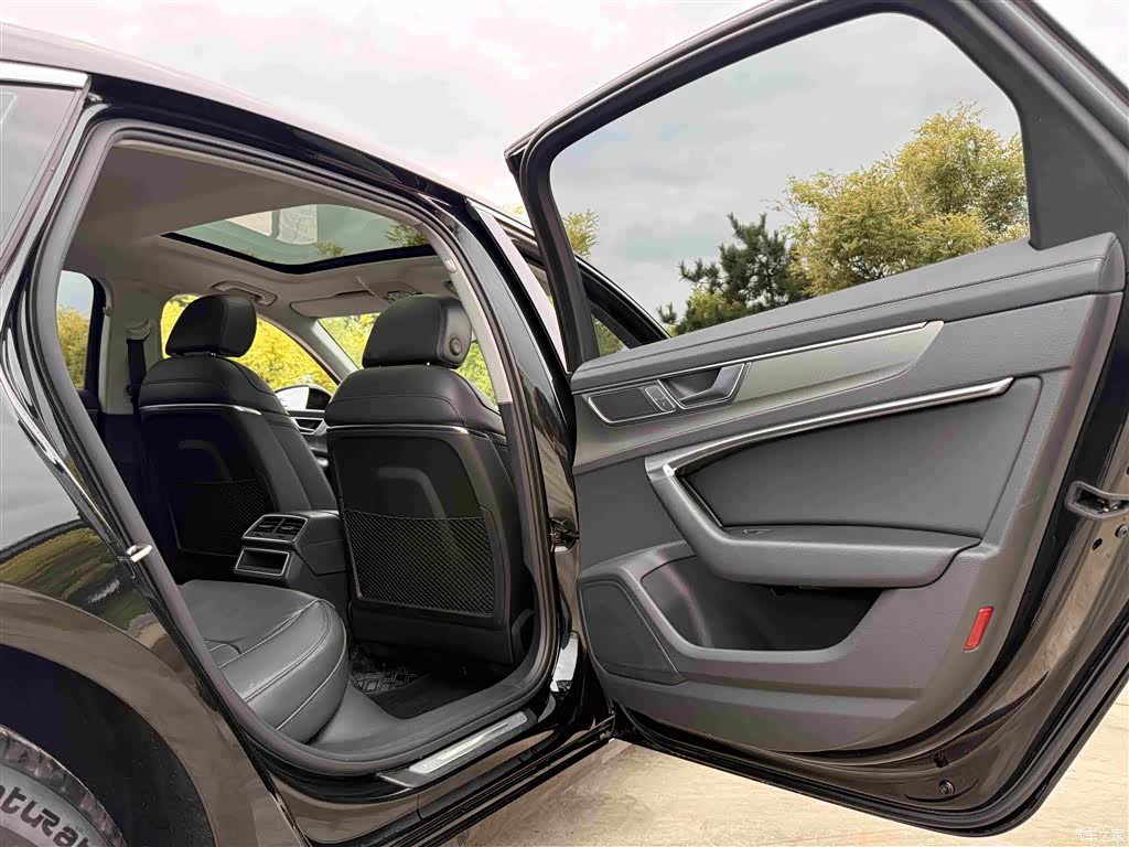 Audi A6L, 2023 14