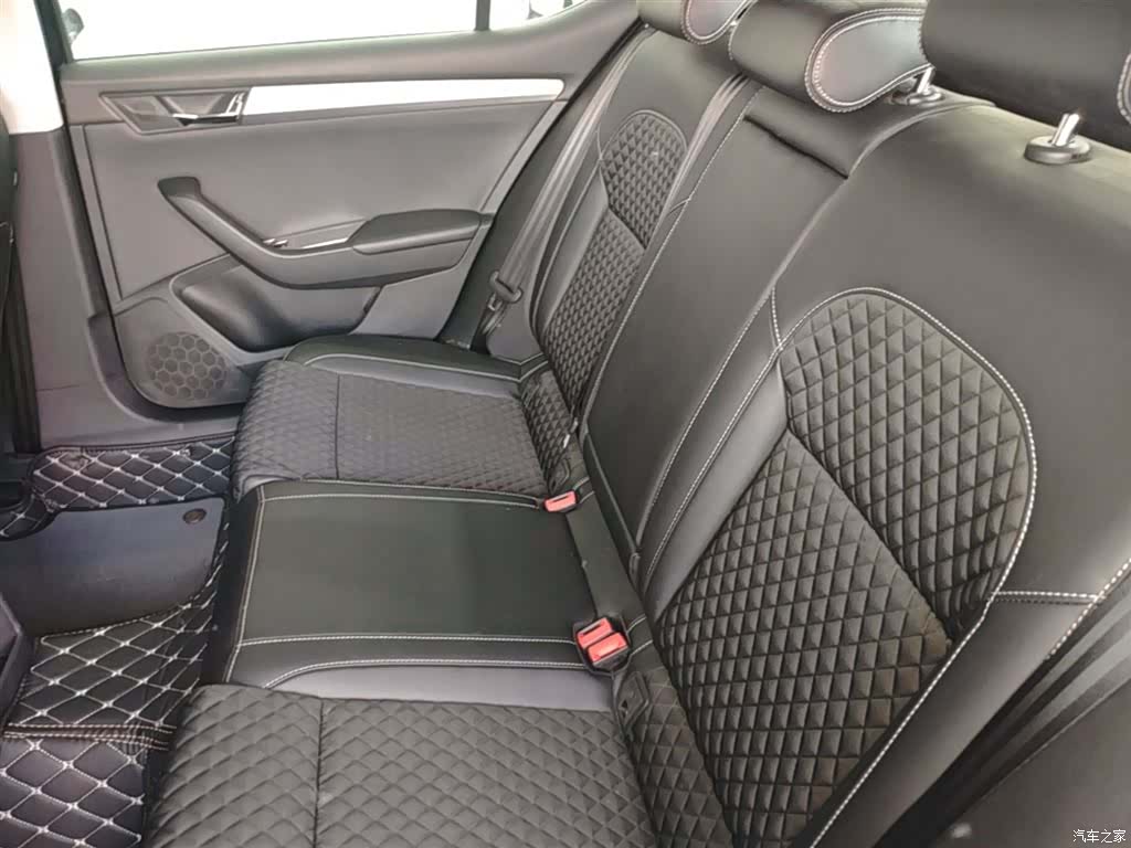 Skoda Superb, 2019 17