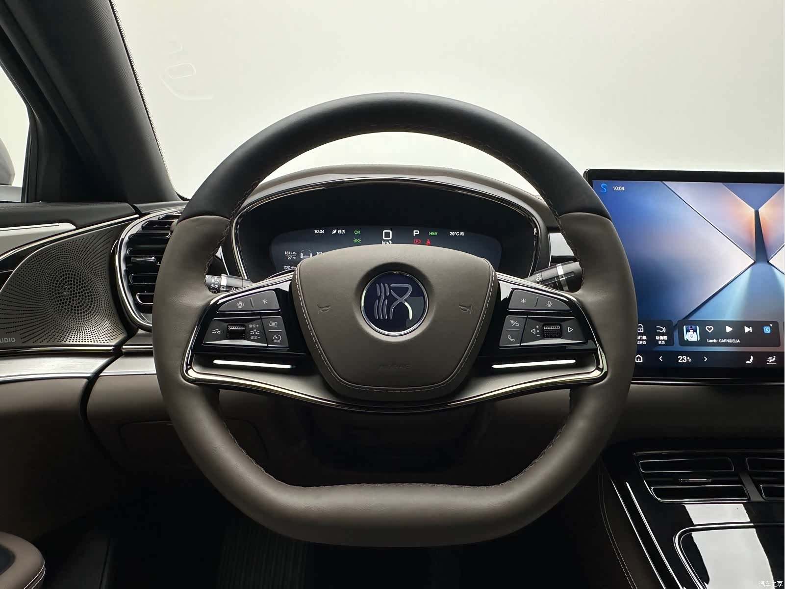 BYD Han, 2025 19