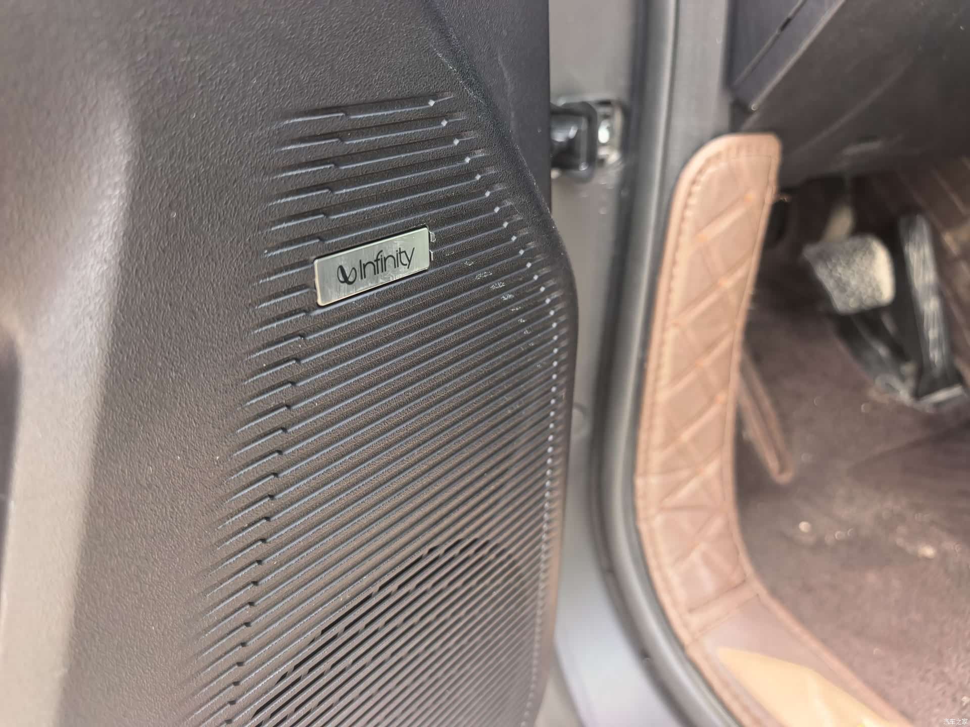 Chery iCAR, 2024 16