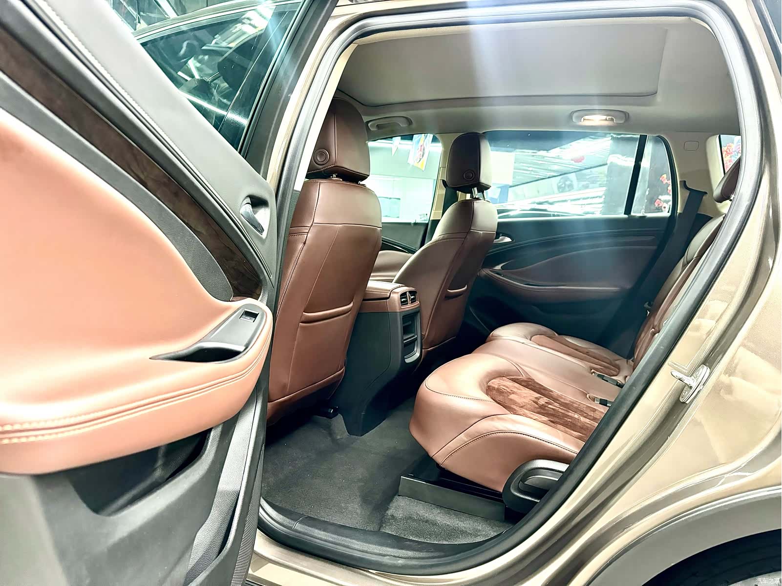 Buick Envision Plus, 2017 11