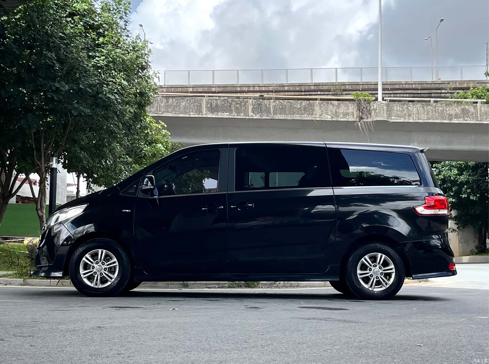 Maxus G10, 2019 3