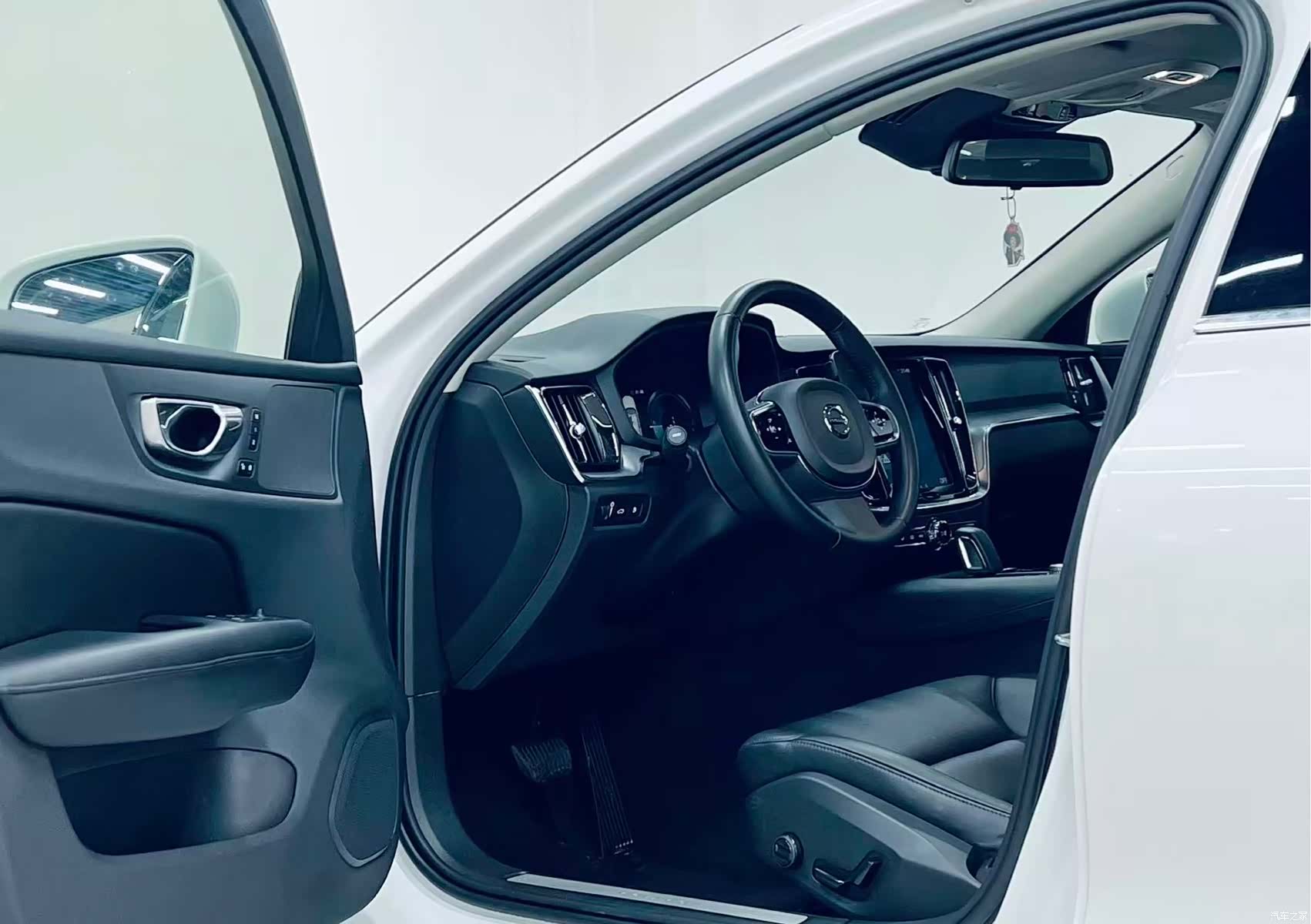 Volvo S60, 2020 7