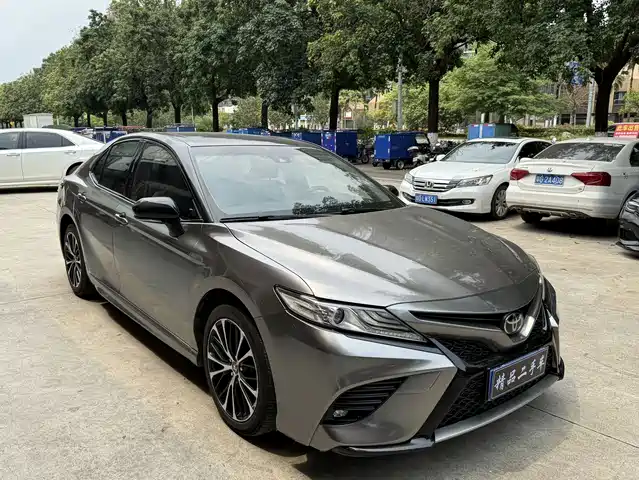 Toyota Camry 2020 — купить из Китая под заказ