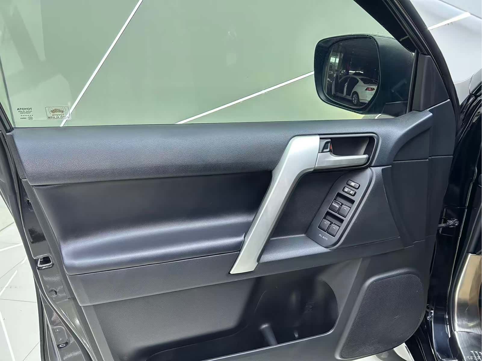 Toyota Prado, 2019 8