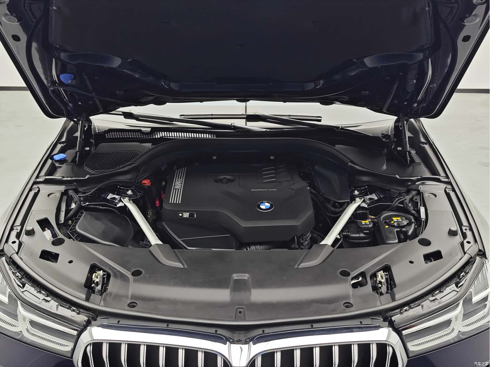 BMW 6 Series GT, 2022 10