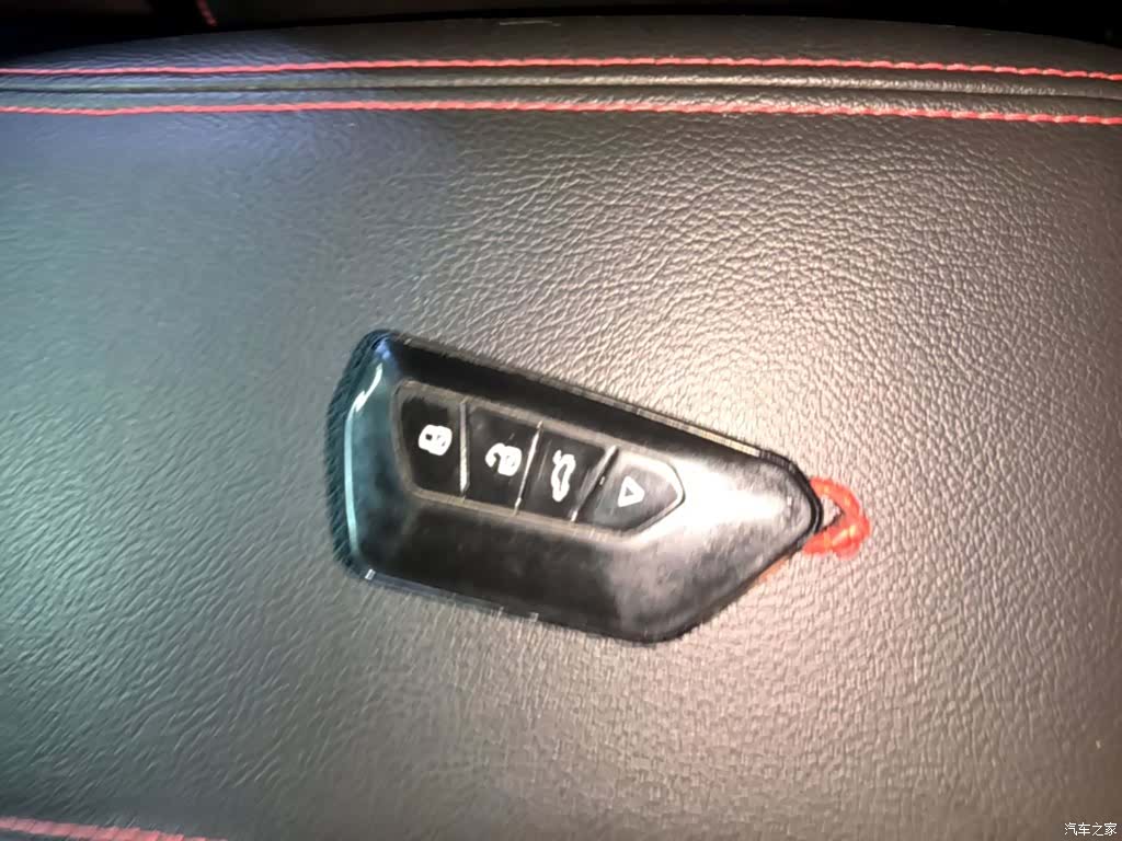 Wuling 560, 2017 9