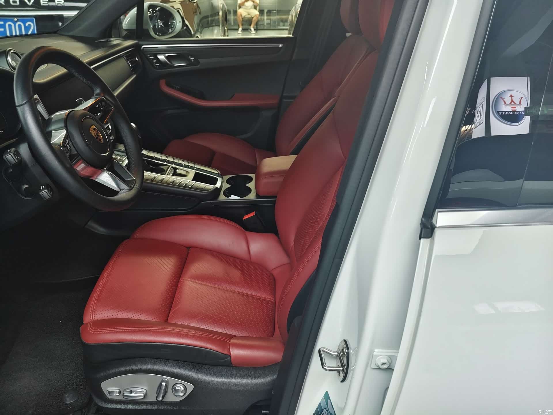 Porsche Macan, 2019 все фото