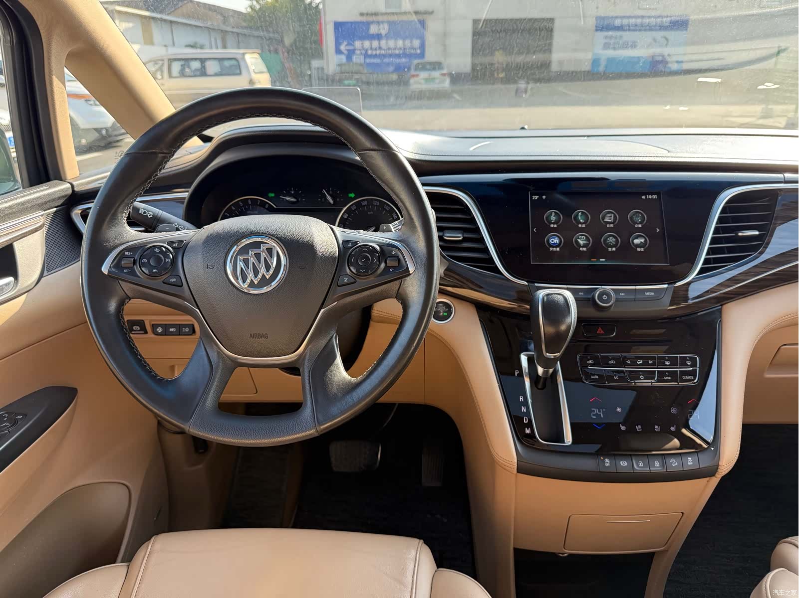 Buick GL8, 2019 9