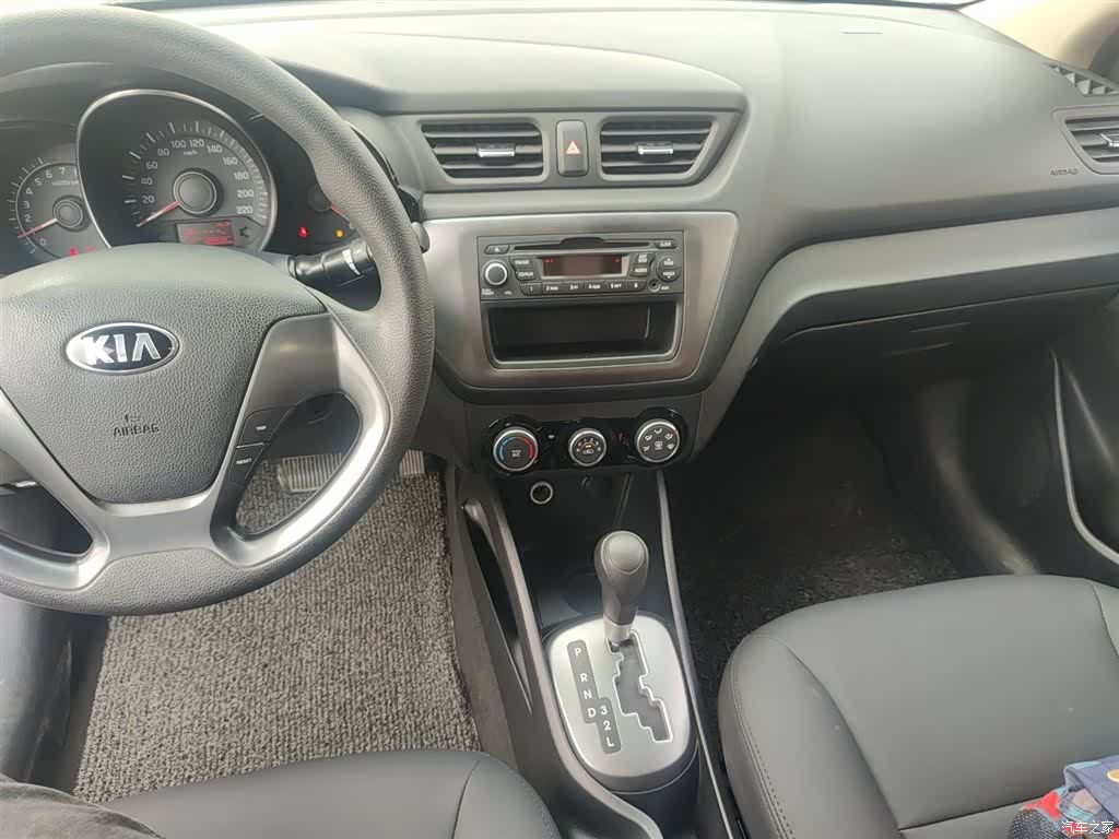 Kia K2, 2015 10