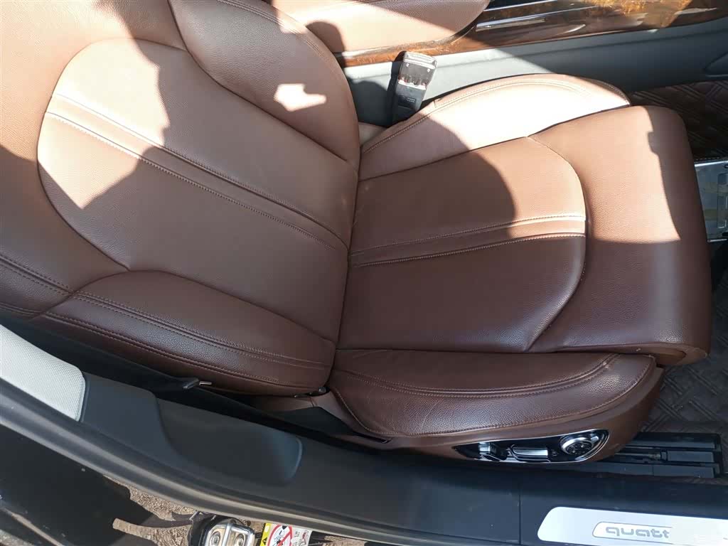 Audi A8L, 2015 25