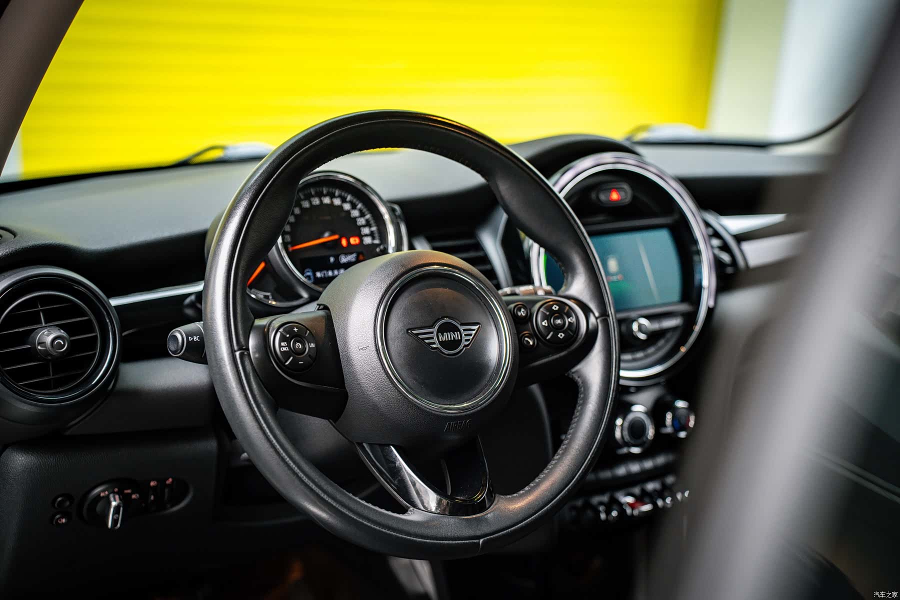 Mini Cooper, 2019 10