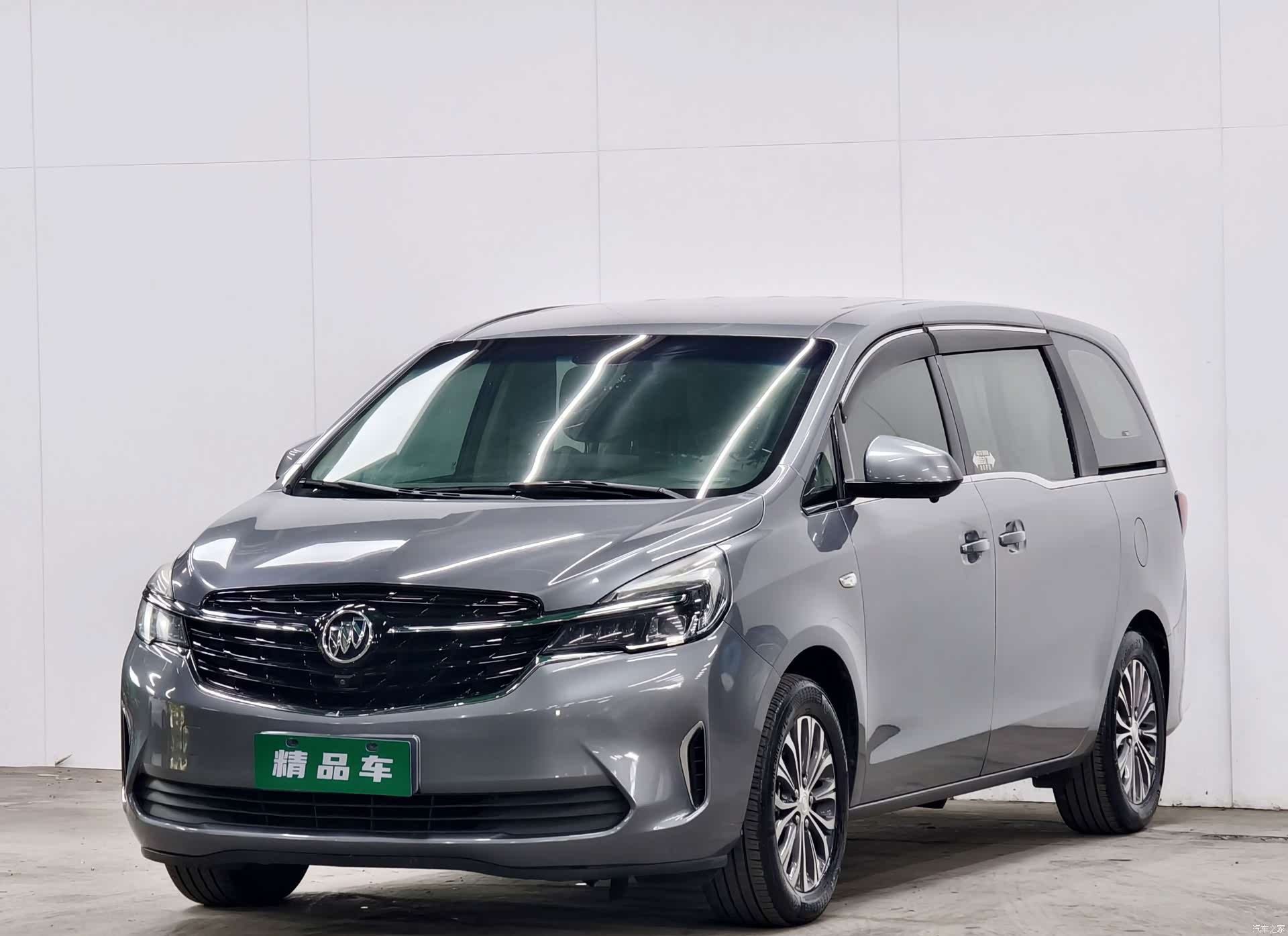 Buick GL8, 2020 1