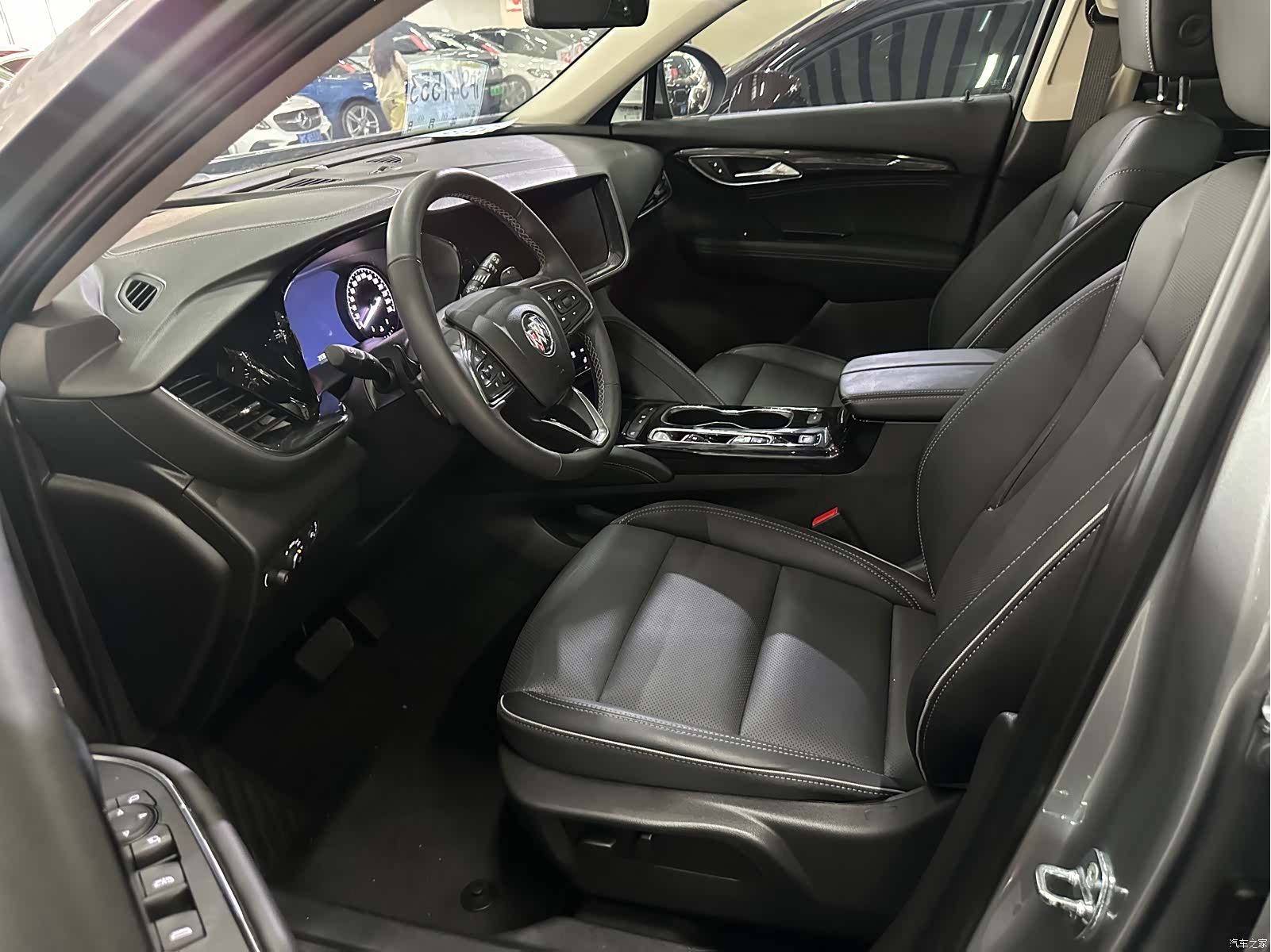 Buick Envision Plus, 2023 3