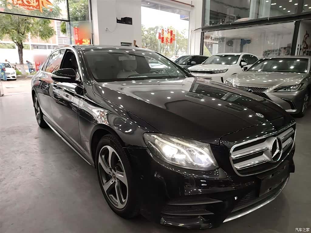 Mercedes-Benz E-Class, 2019 4