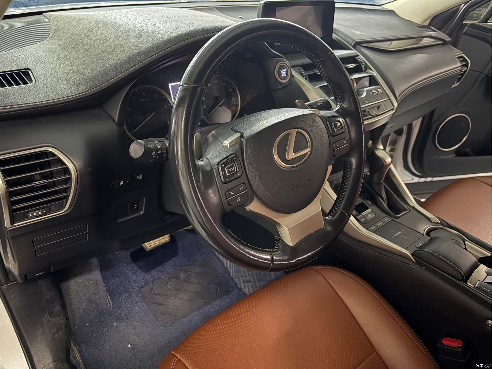 Lexus NX, 2020 10