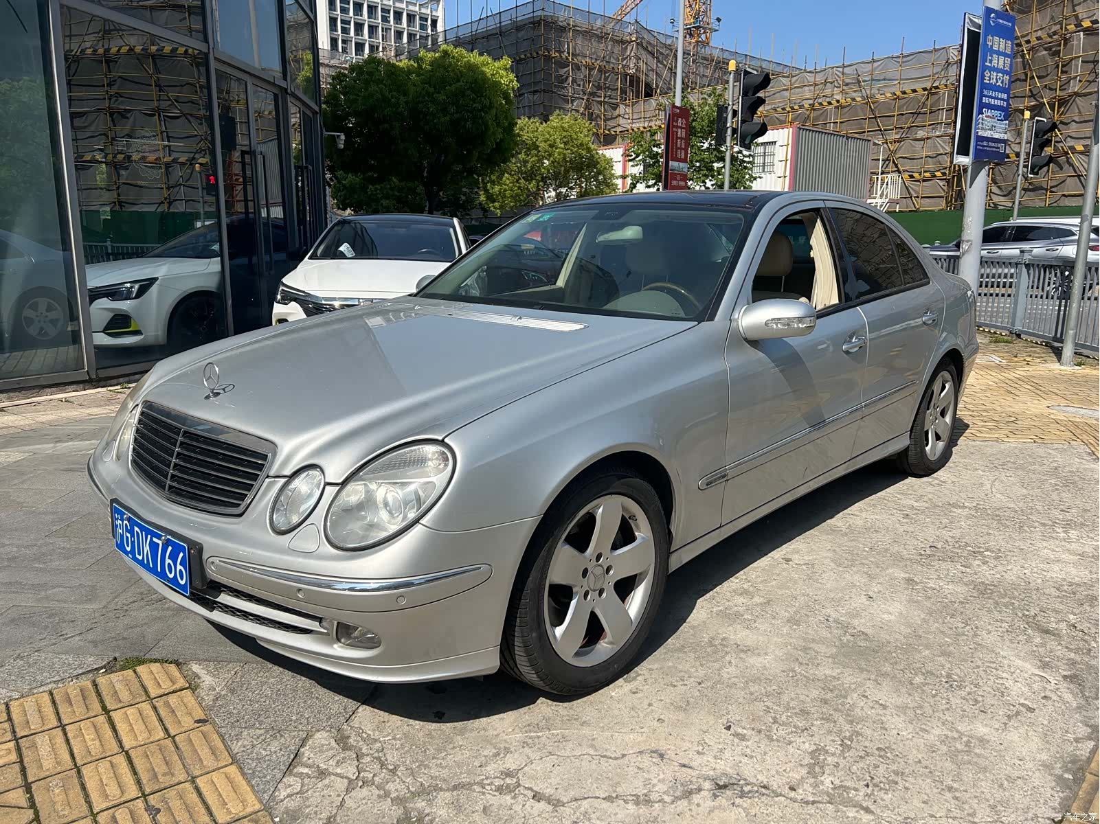 Mercedes-Benz E-Class, 2007 1