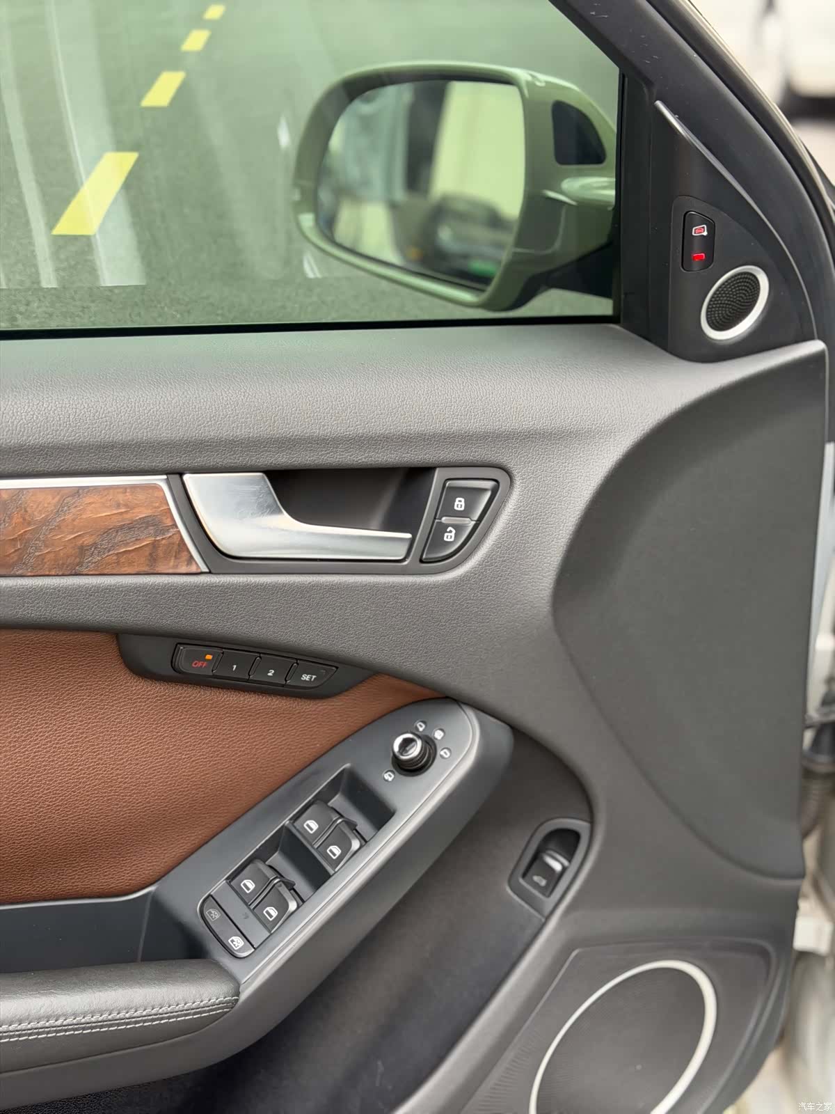 Audi A4L, 2014 15
