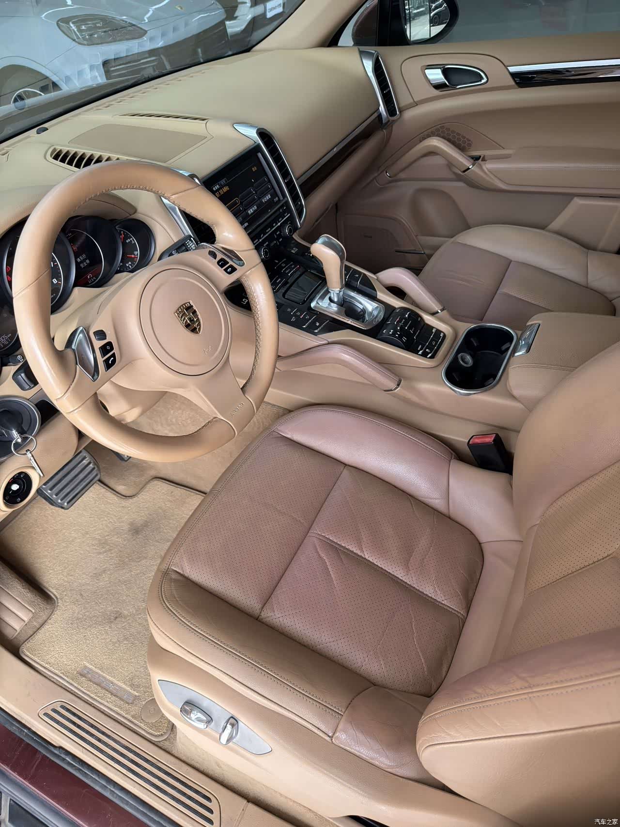Porsche Cayenne, 2012 4