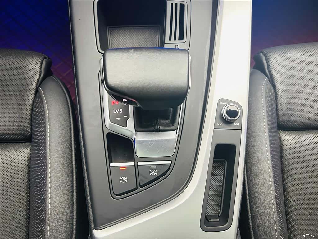 Audi A4L, 2021 17