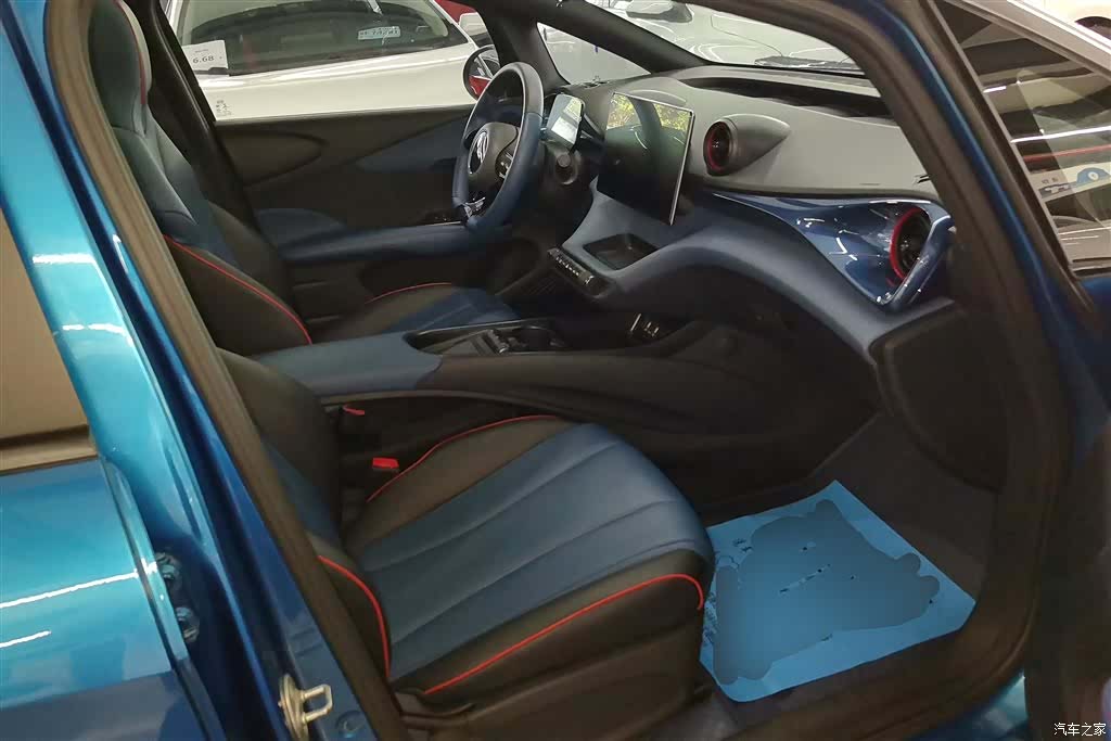 BYD Dolphin, 2022 8