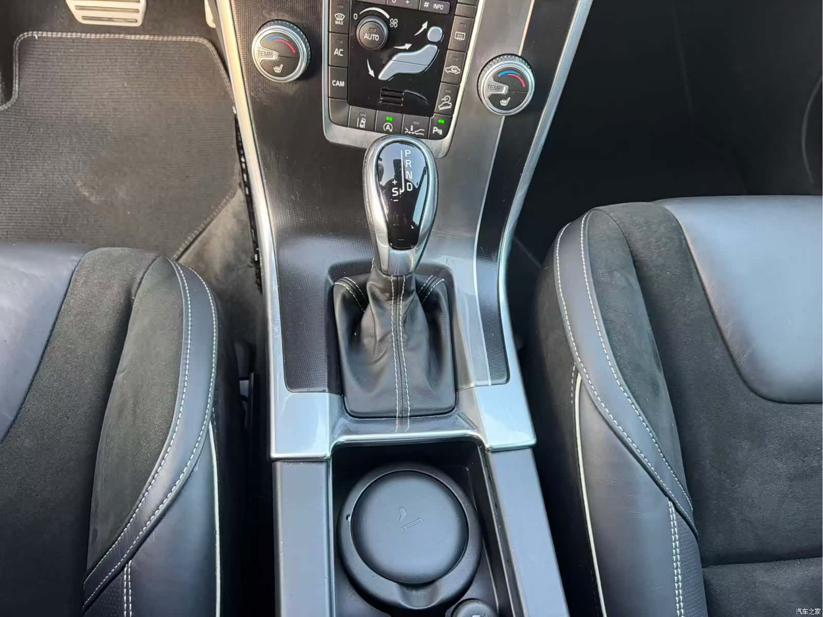 Volvo XC60, 2016 13