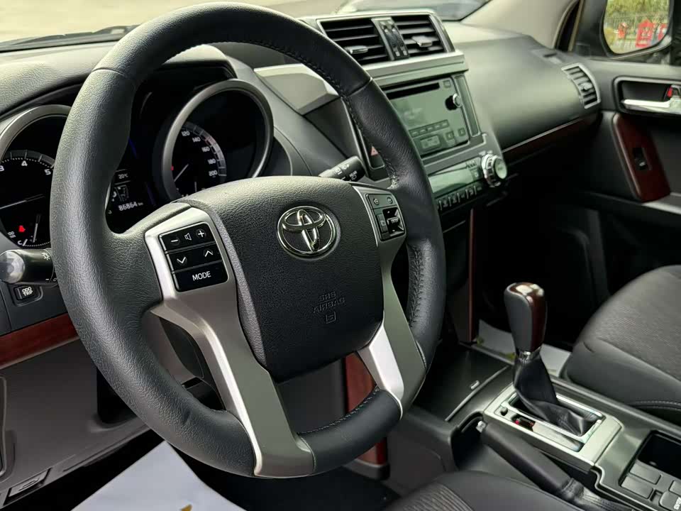Toyota Prado