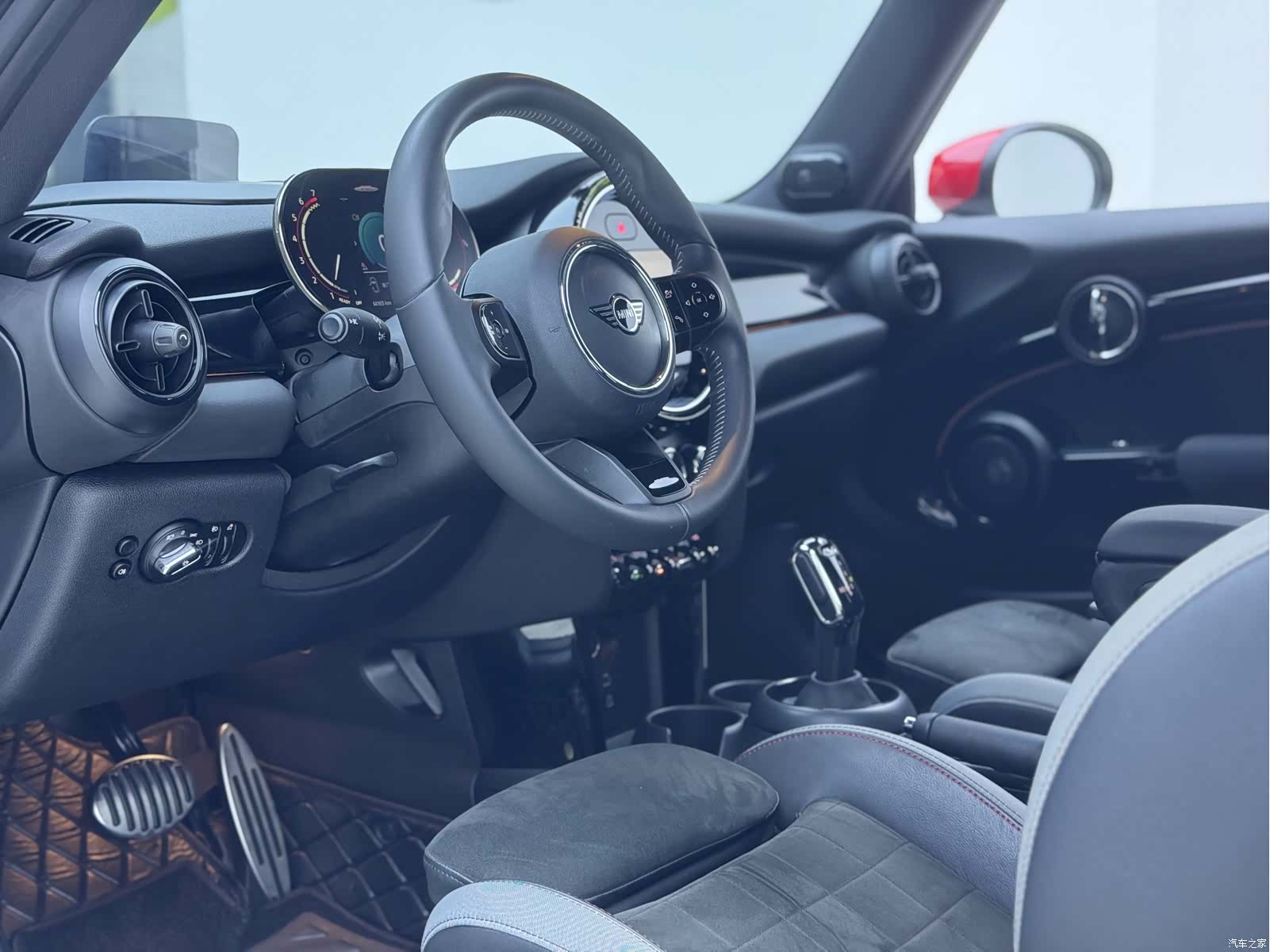 Mini Cooper, 2022 16
